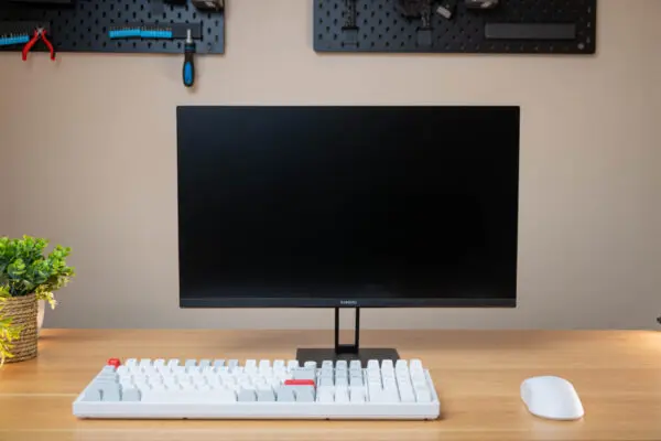 Xiaomi G24i 24" Full HD 1080p IPS Gaming Monitor (180Hz, 1ms, 16:9, HDMI/DP, and AMD FreeSync)