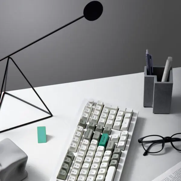 Keychron Q5M-P1 QMK/VIA Wireless Custom Keyboard - Shell White