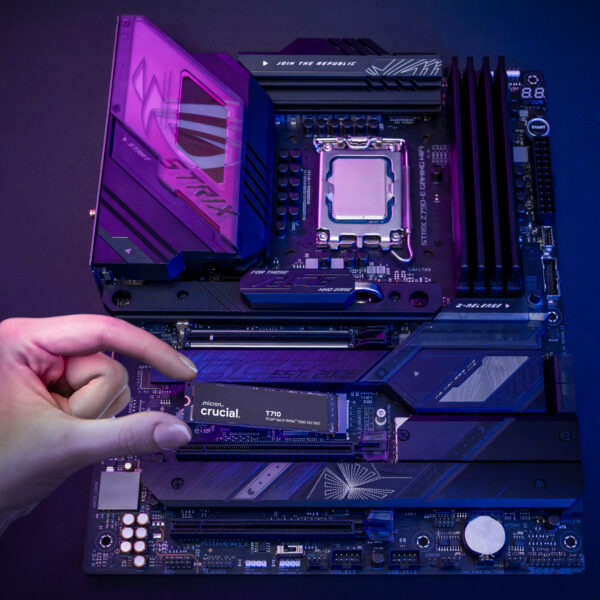 Crucial T710 2TB M.2 NVMe Gen5 NAND SSD