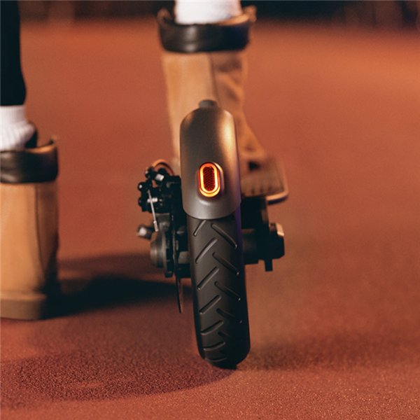 BHR6444EU wr 03a Xiaomi Electric Scooter Pneumatic Tyre 8.5