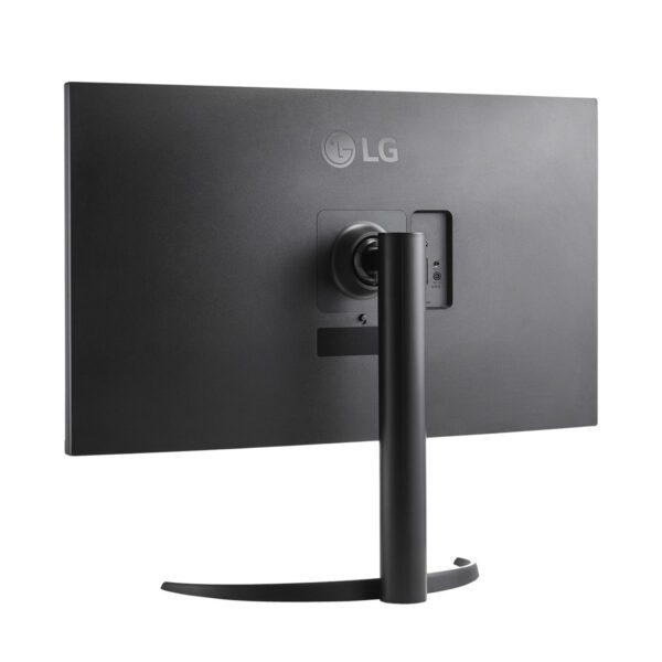 32UR550K-B.AFB LG-UltraFine-32-inch-4K-UHD-VA-Monitor wr 04a LG UltraFine 32" 4K UHD 60Hz VA Monitor