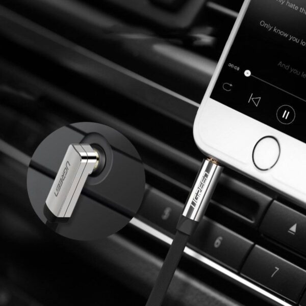 UGREEN AV119 Right-angled 3.5mm Flat Aux Cable 2m - Black/Silver