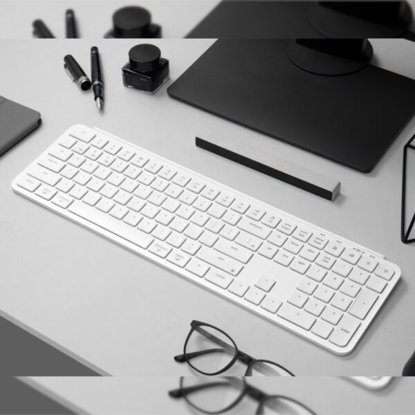 B6P-K8 wr 04a Keychron B6 Pro Ultra-Slim 100% Wireless Keyboard – Ivory White