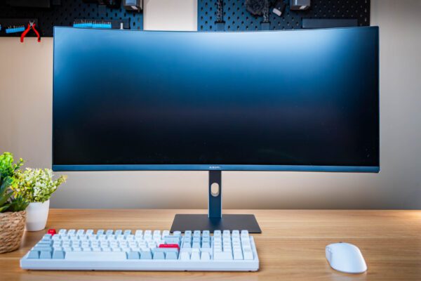 G34WQi Lifestyle-1 Xiaomi G34WQi 34" 1440p UltraWide VA Curved Gaming Monitor (180Hz, 1ms)