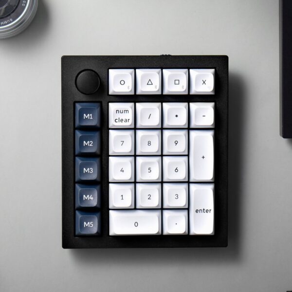 Q0M-M1 Keychron Q0 Max QMK Gateron Jupiter Red wr 04 Keychron Q0 Max QMK Gateron Jupiter Red RGB Wireless Custom Number Pad Carbon Black
