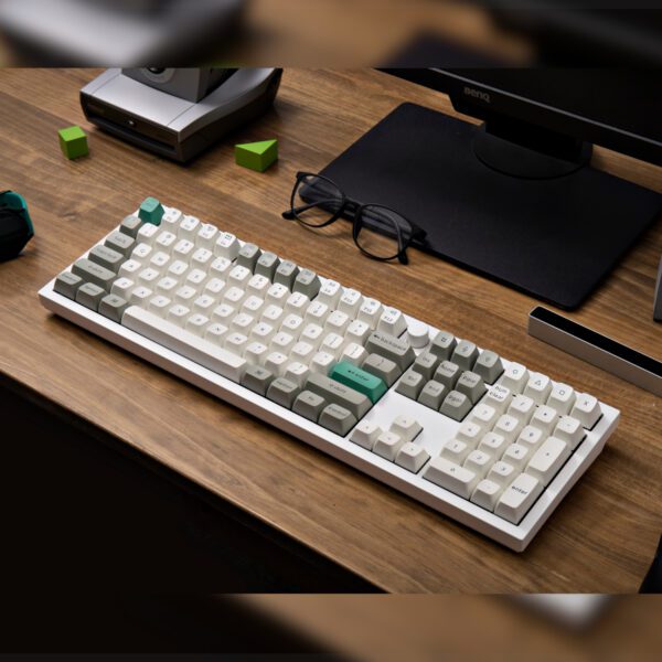 Q6M-P1 Keychron-Q6-Max-QMK-VIA-Wireless-Custom-Mechanical-Keyboard-KSA-Gateron-Red-Jupiter-Switches-Shell-White wr 04 Keychron Q6 Max QMK/VIA Wireless Custom Mechanical Keyboard KSA Gateron Red Jupiter Switches - Shell White